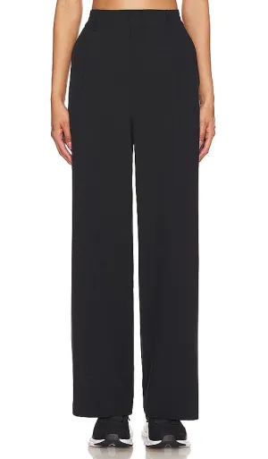 alo High Waist Pursuit Trouser in Black