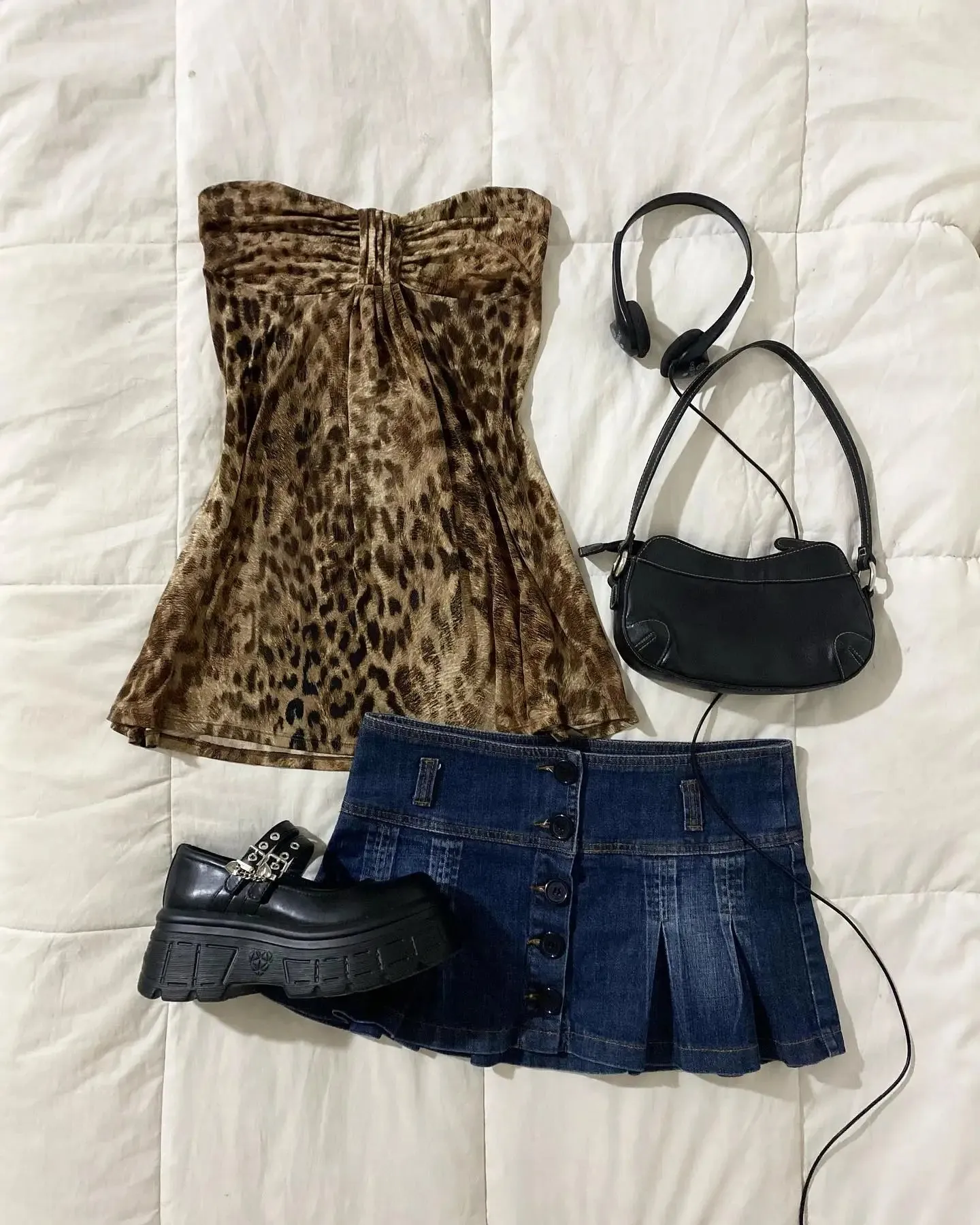 Dermearne 2 Y2K Vintage Hot Girl Strapless Off Shoulder Ruched Tube Tops Women's Front Ruffles Summer Party Clubwear Tank Leopard print Vest