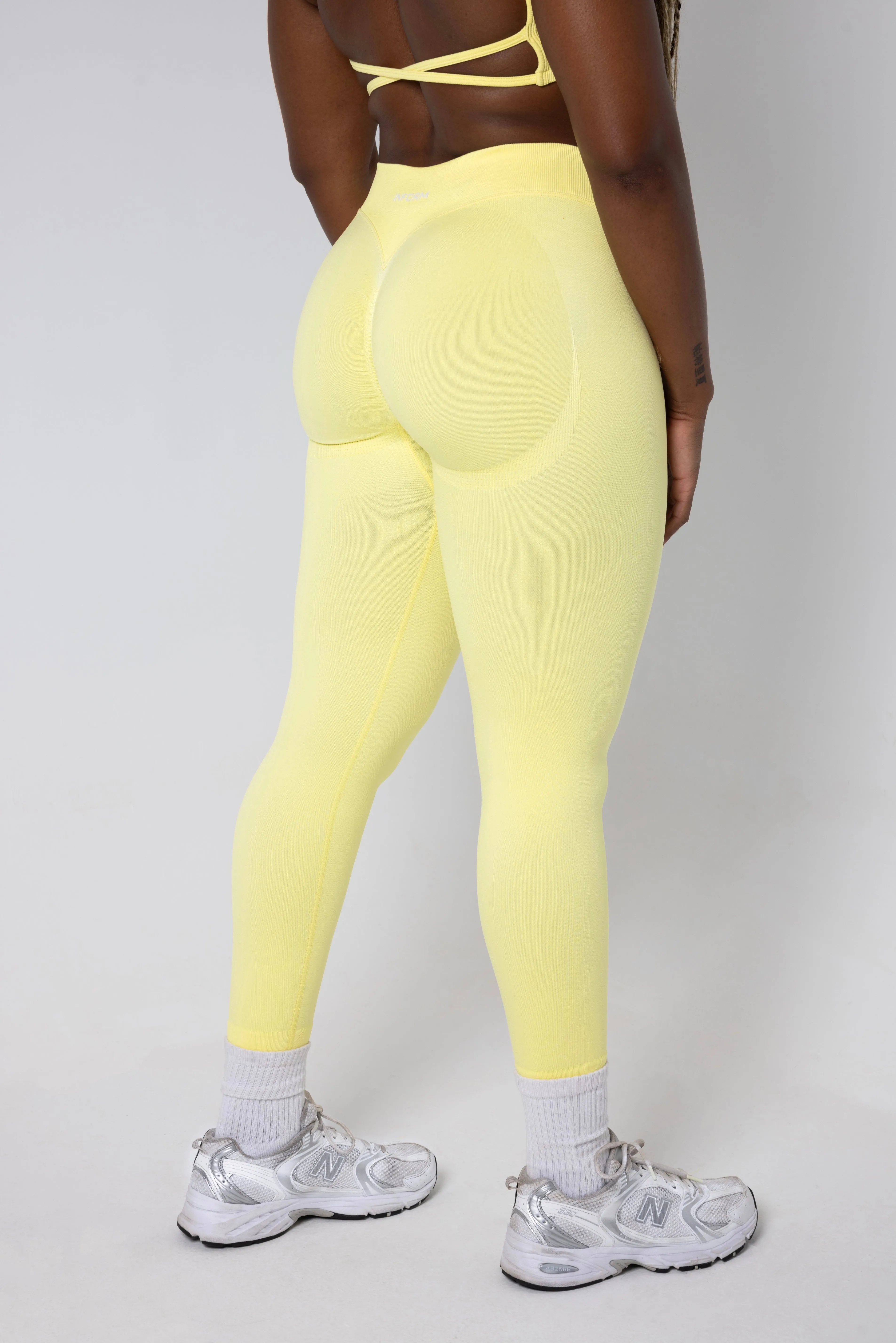 La Form Seamless Scrunch Leggings