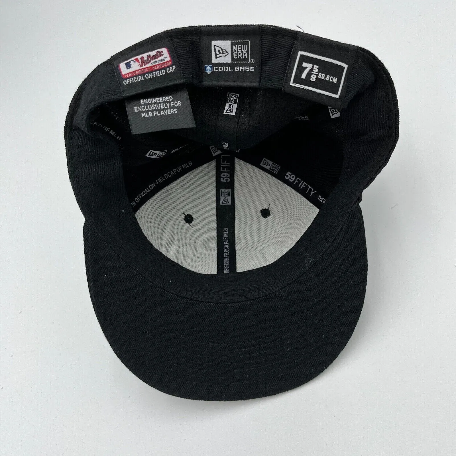 Toronto Blue Jays New Era Official On-Field MLB Fitted Cap 7 5/8