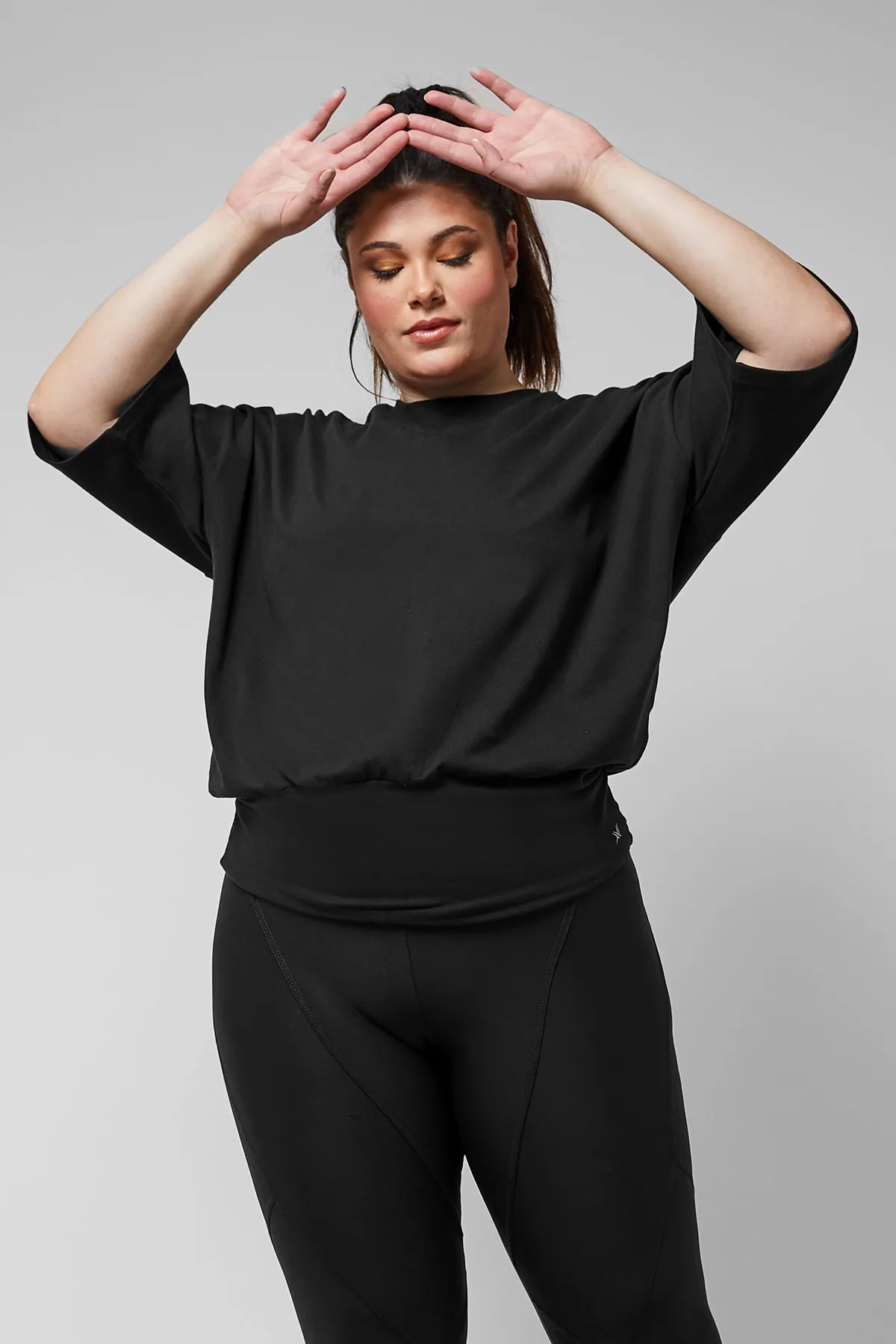Yoga Elbow Sleeve Top with Cuffed Waistband Black
